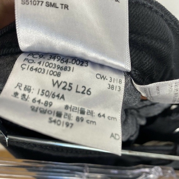 Levis Wedgie Straight Leg Jeans Black Heart Wash - Picture 6 of 6